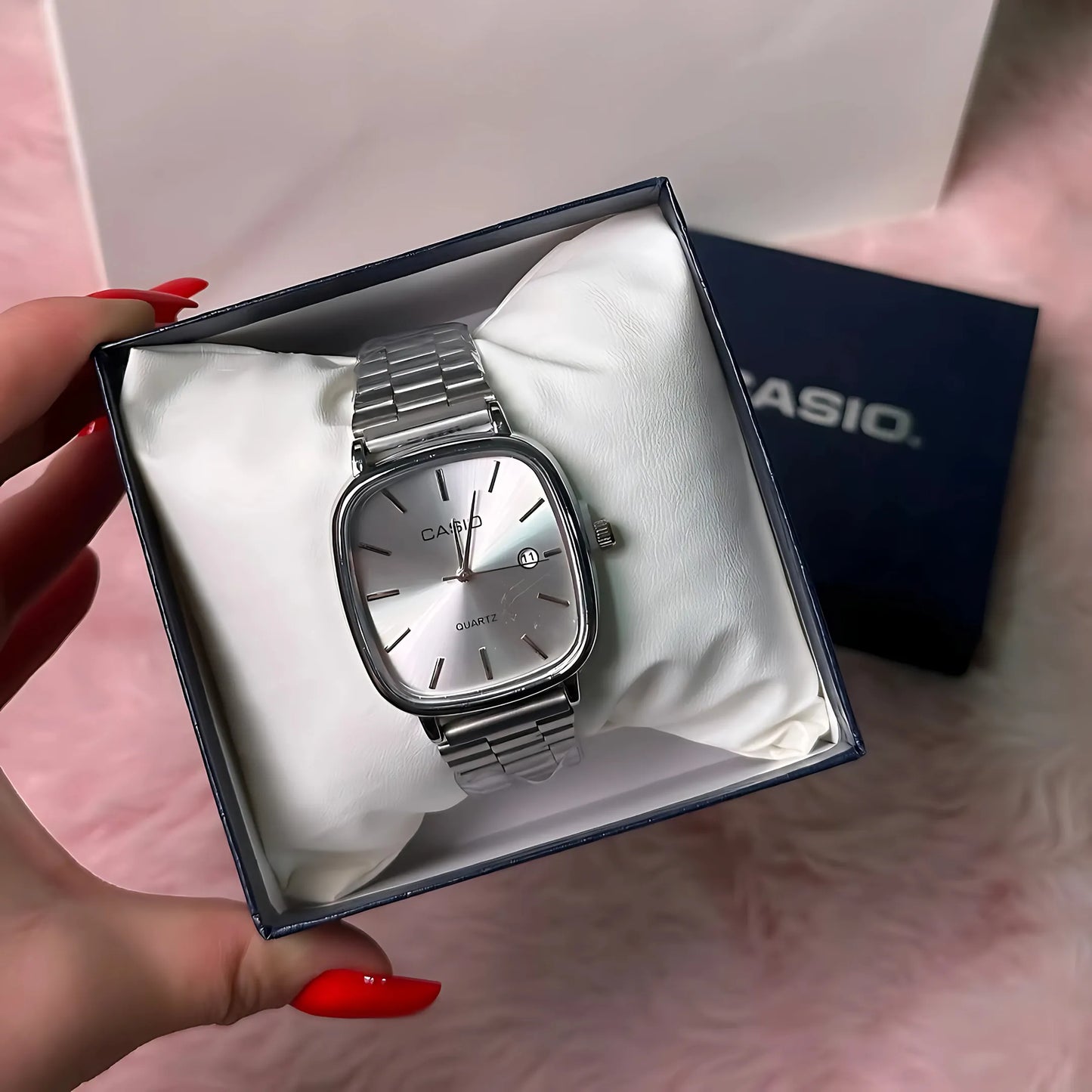 WHITE - Watch for Couples 